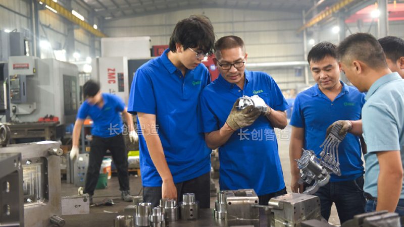汽车模具制造：揭秘浙江地区十大品牌背后的技术实力**