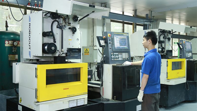 吹塑模具与注塑模具故障区别解析