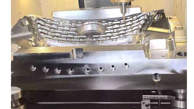 双色模具设计经验总结：关键工艺与优化策略